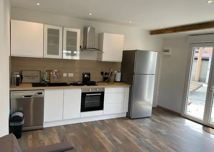 Studio 23 M2+wifi +parking Privé