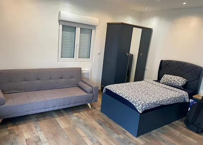 Studio 23 M2+wifi +parking Privé